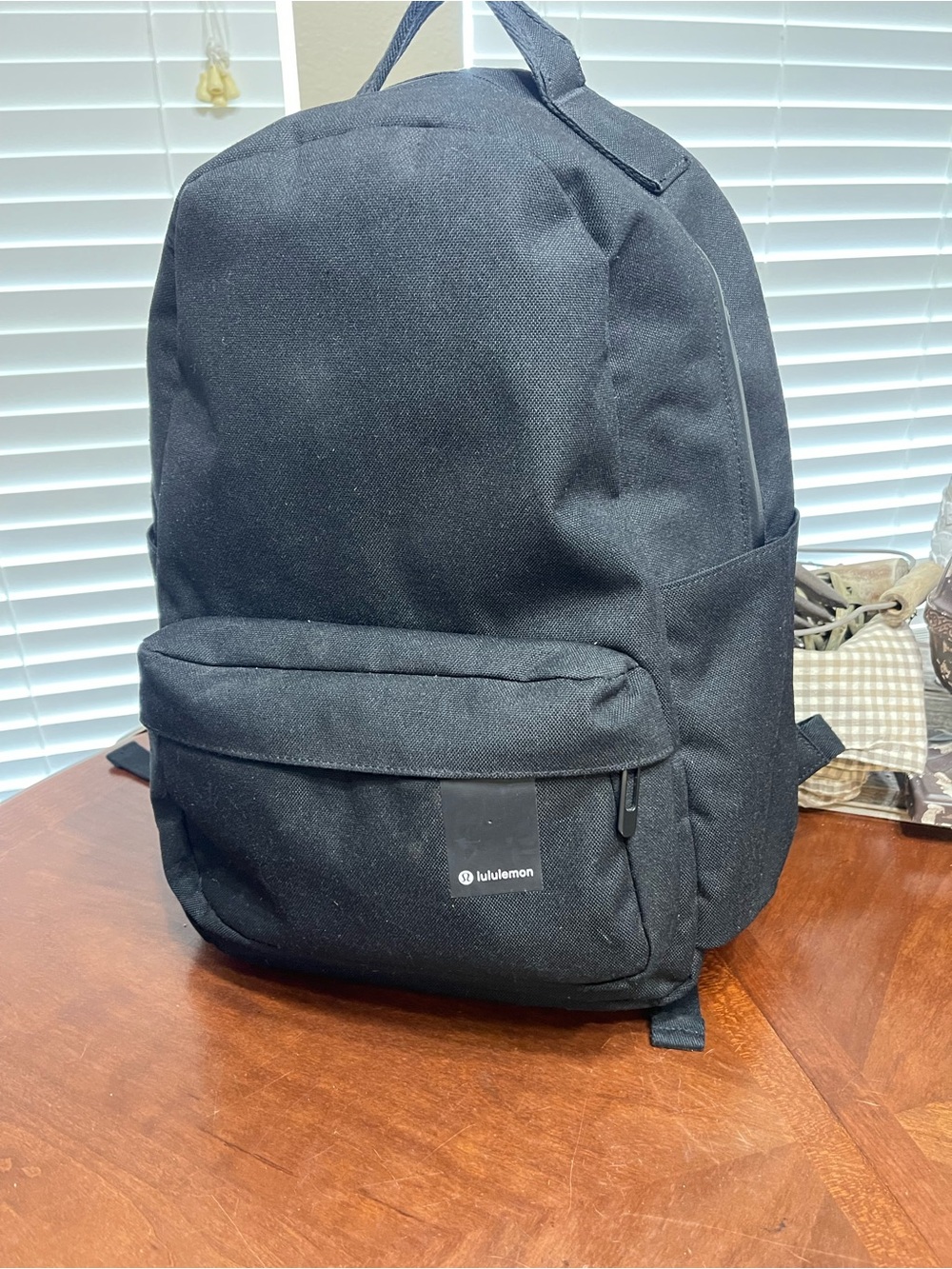 Lululemon Command the day Backpack 25L * flaw